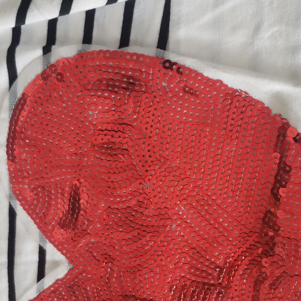 ♥️New boutique red heart sequins top - Picture 8 of 10